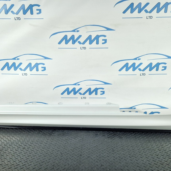 14-16 BMW 2 SERIES F22 M235i LEFT PASSENGER N/S SIDE SKIRT IN WHITE A96 8056817