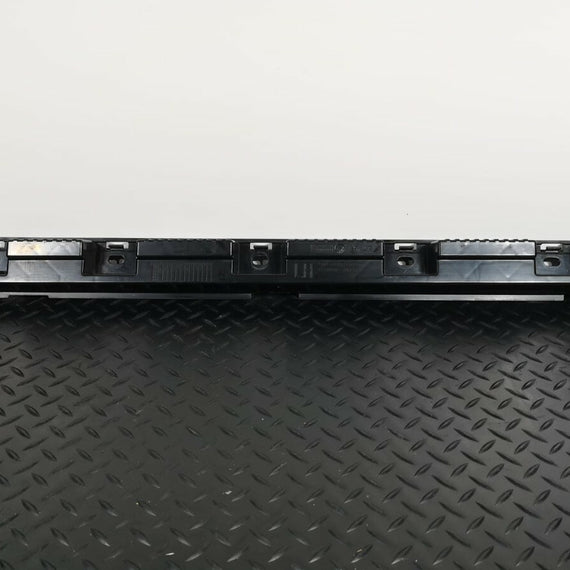 BMW X1 E84 GENUINE FRONT LEFT PASSENGER SIDE SKIRT BRACKET 2991493