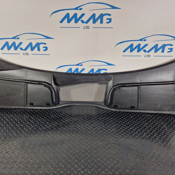 16-19 AUDI A4 B9 GENUINE FRONT WINDSCREEN SCUTTLE PANEL 8W2819403