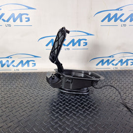 20-24 BMW 1 SERIES F40 FUEL TANK FILL FLAP COVER POT 7454411