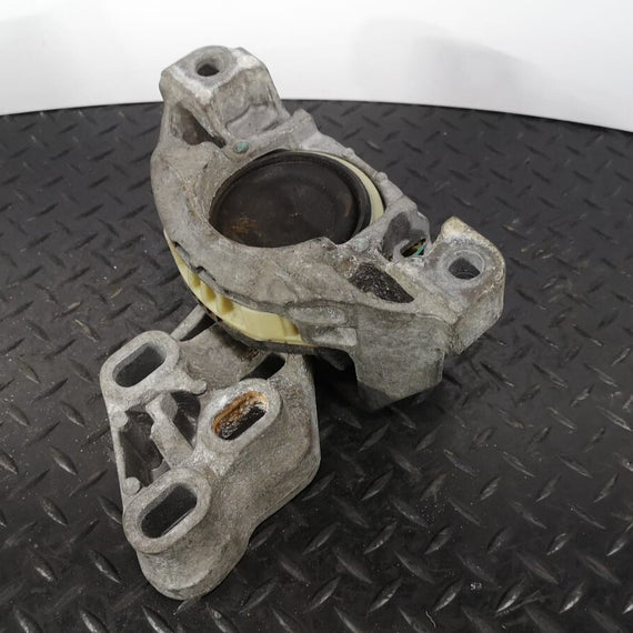 MERCEDES BENZ A B CLASS 1.8/2.1 CDI LEFT PASSENGER SIDE ENGINE MOUNT A24624002