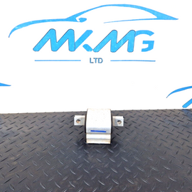 14-21 MERCEDES BENZ C200 W205 GEARBOX SUPPORT HOLDER CARRIER BRACKET A2052403300