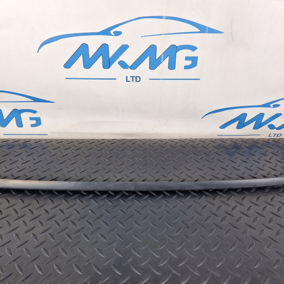 10-18 AUDI A7 4G S-LINE WINDSCREEN SIDE TRIM COVER MOULDING RIGHT 4G8854328