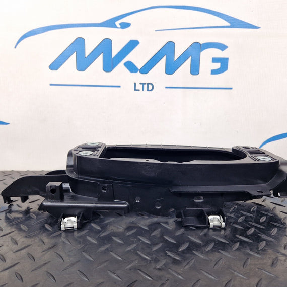 16-19 AUDI A4 B9 GENUINE GEARSTICK MOUNTING PLATE BRACKET 8W0863531