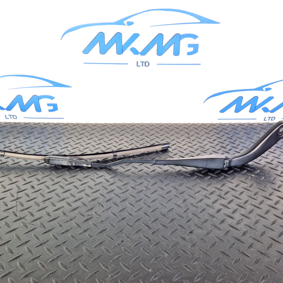 14-16 BMW 2 SERIES F22 GENUINE FRONT RIGHT DRIVER SIDE WIPER ARM 7239522
