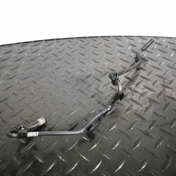 16-19 AUDI A4 B9 S-LINE GENUINE V6 3.0TDI CSW VACUUM PIPE LINE 059131377F