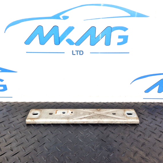 19-ON MERCEDES BENZ B CLASS W247 GENUINE EXHAUST HOLDER BRACKET A2474921400