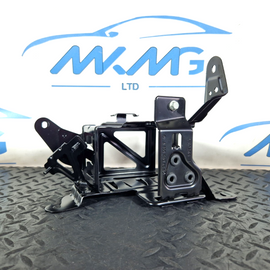 11-19 MERCEDES BENZ ML W166 GENUINE BATTERY MOUNT SUPPORT BRACKET A1665401240