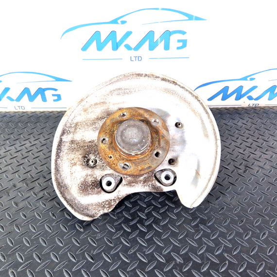 16-19 AUDI A4 B9 S-LIN  REAR RIGHT WHEEL HUB & BEARING 8W0505436T 8W0505432P