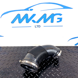 16-19 AUDI A4 B9 GENUINE 1.4 TFSI CVNA PETROL ENGINE AIR INTAKE PIPE 04E129629