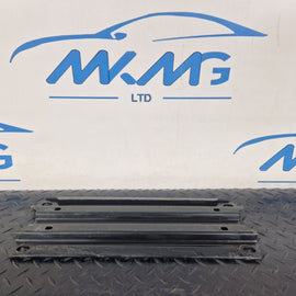 18-ON MERCEDES BENZ A CLASS W177 UNDERBODY MOUNT BRACKET A1776161900