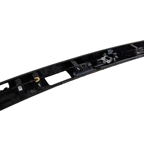 17-ON LAND ROVER DISCOVERY L462 REAR TAILGATE LIGHT HANDLE CAM TRIM HY3240406B