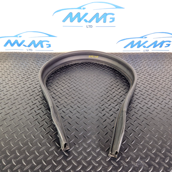 12-18 MERCEDES BENZ W176 OEM ENGINE GASKET SEAL BONNET HOOD A1768310042