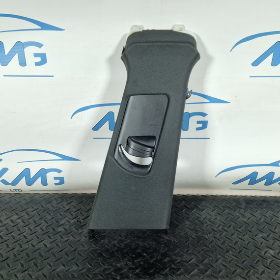 12-17 AUDI Q5 8R GENUINE OEM FRONT RIGHT O/S B-PILLAR TRIM COVER 8R0867244