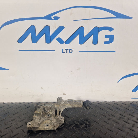 14-21 MERCEDES BENZ C300h W205 AIR FILTER HOUSING MOUNT BRACKET A6510940727