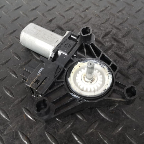MERCEDES BENZ A CLASS W176 GENUINE FRONT WINDOW REGULATOR MOTOR 968740100