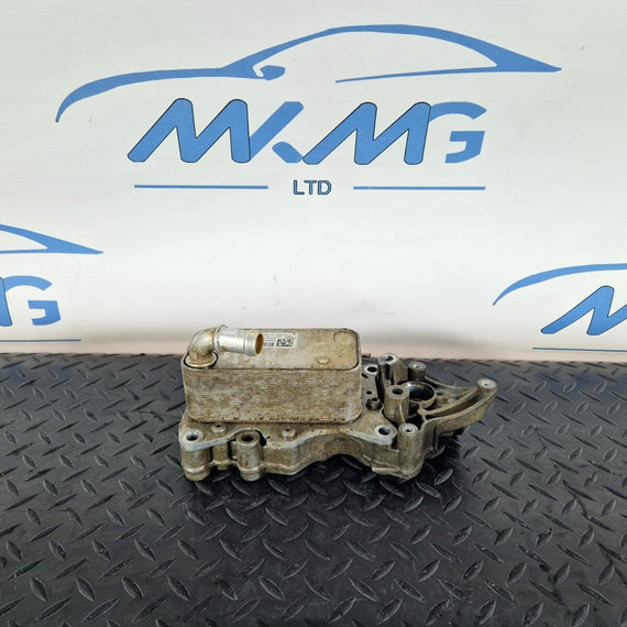 18-ON MERCEDES BENZ SPRINTER W907 GENUINE ENGINE OIL COOLER RADIATOR A6511801165