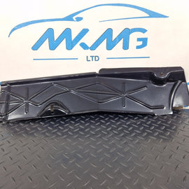 18-ON MERCEDES SPRINTER W907 TRANSMISSION TUNNEL CABLE DUCT COVER A9065460564