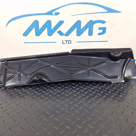 18-ON MERCEDES SPRINTER W907 TRANSMISSION TUNNEL CABLE DUCT COVER A9065460564