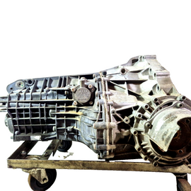 12-18 AUDI A6 C7 GENUINE 2.0TDI CNHA COMPLETE MANUAL 6 SPEED GEARBOX QJY