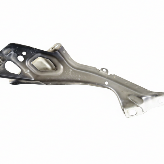 12-18 AUDI A6 OEM N/S/F PASSENGER SIDE FRONT WING FENDER MOUNT BRACKET 4G0805815