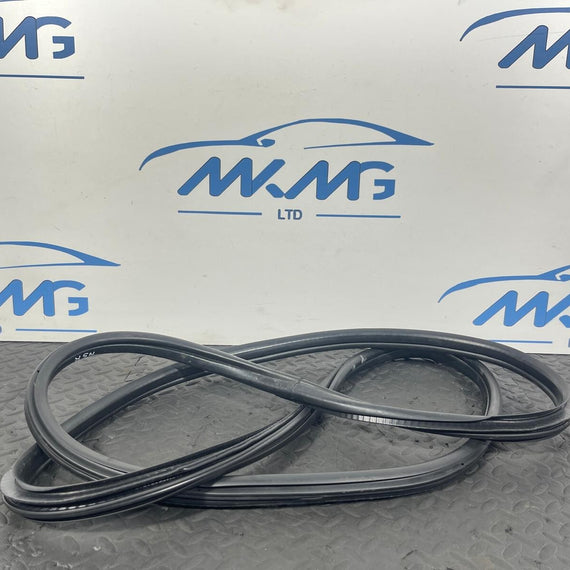 14-21 BMW 2 SERIES GRAN TOURER F45 F46 REAR OS/NS DOOR RUBBER SEAL 7316818