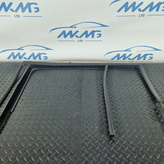 14-21 BMW 2 SERIES GRAN TOURER F46 REAR LEFT N/S DOOR WINDOW GUIDE SEAL 8498429