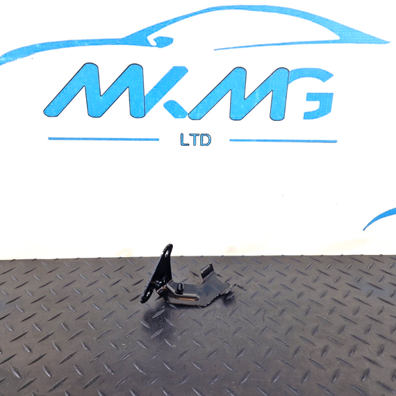 13-19 MERCEDES BENZ CLA C117 AMG AUXILIARY WATER PUMP BRACKET A2465010020