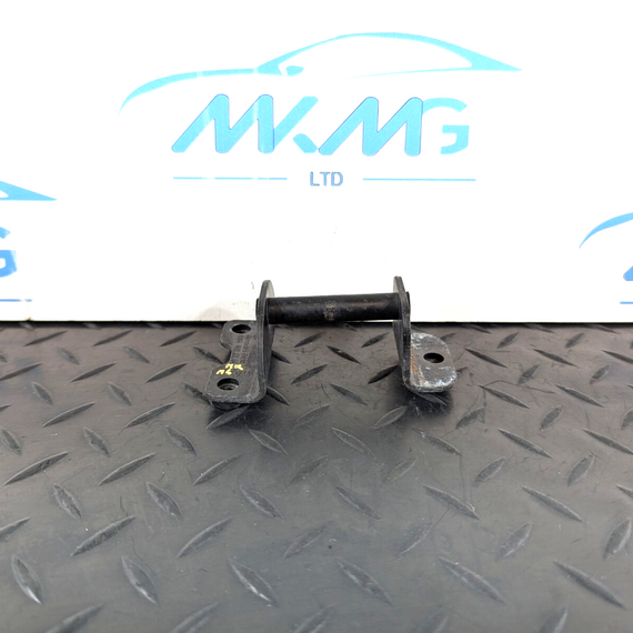 11-19 MERCEDES BENZ ML W166 BONNET HOOD LOCK BRACKET A1668800164