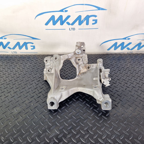 16-19 AUDI A4 B9 GENUINE OEM FRONT RIGHT SIDE SUBFRAME BRACKET MOUNT 8W0399296E