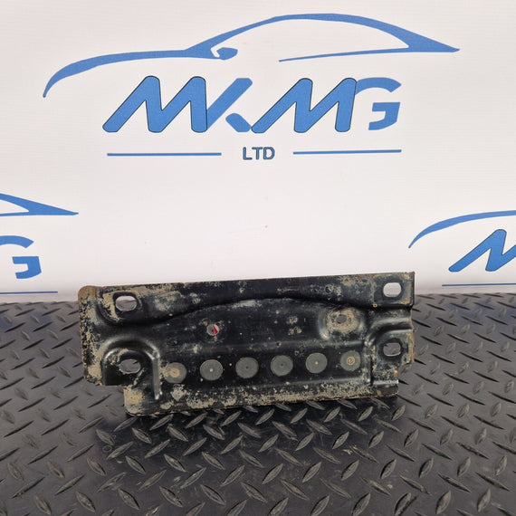 16-19 AUDI A4 B9 GENUINE MUFFLER MOUNT BRACKET PLATE 8W0803183A