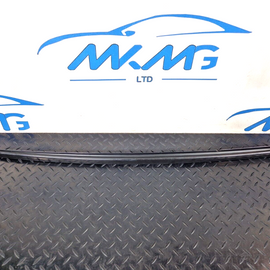 16-19 AUDI A4 B9 FRONT WINDSCREEN O/S WEATHERSTRIP MOULDING STRIP 8W0854328C