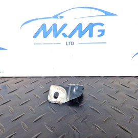 16-19 AUDI A4 AVANT B9 S-LINE FRONT RIGHT DRIVER SIDE WING BRACKET 8W0821470