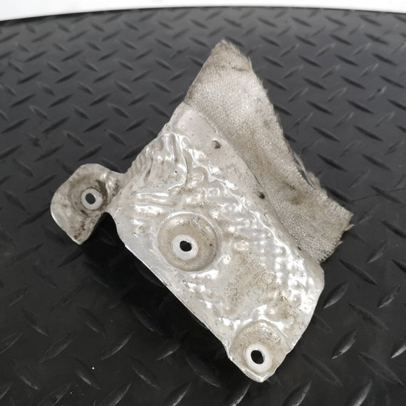 16-19 AUDI A4 B9 S-LINE GENUINE 2.0TDI ENGINE BRACKET SHIELD 4M0199388