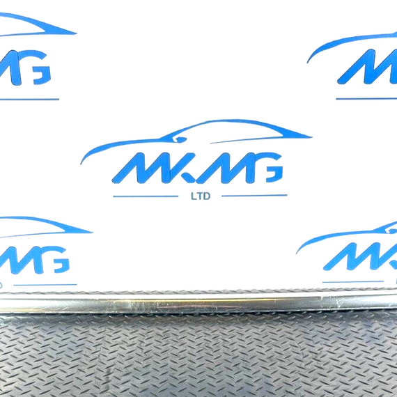 16-19 AUDI A4 B9 AVANT GENUINE ROOF RAIL ESTATE PASSENGER SIDE 8W8860021