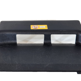 11-19 MERCEDES BENZ ML W166 BATTERY COVER LID TRIM A1666800218