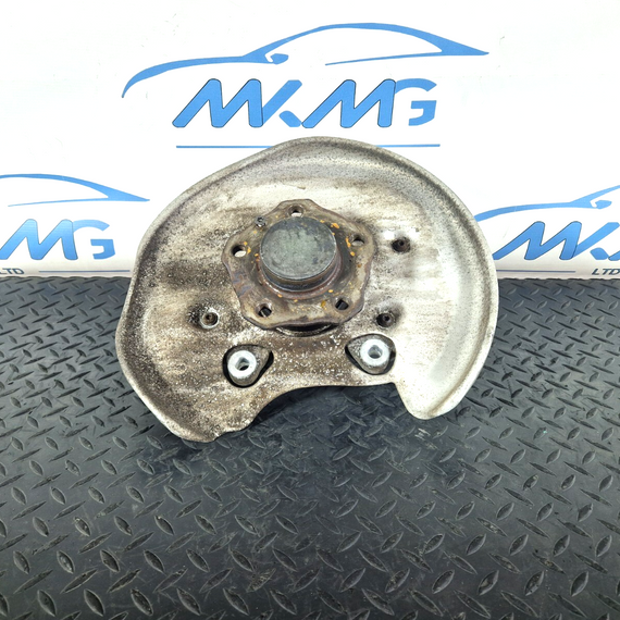 16-19 AUDI A4 B9 GENUINE REAR RIGHT WHEEL HUB SPINDLE 8W0505460C 8W0615612