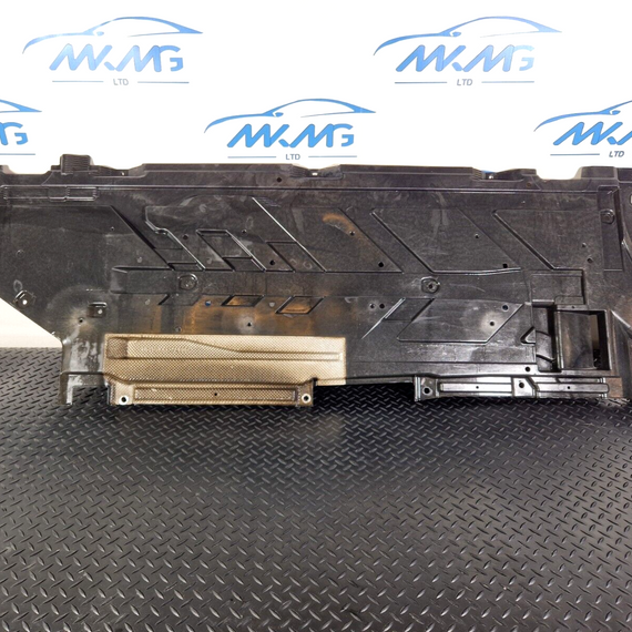 19-ON MERCEDES BENZ B CLASS W247 GENUINE RIGHT SIDE UNDERBODY COVER A2476800505