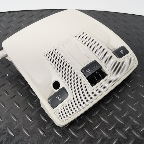 13-19 MERCEDES BENZ CLA W117 C117 INTERIOR ROOF LIGHT A0009001602 *B115