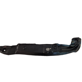 12-18 AUDI A6 C7 GENUINE FRONT WING BRACKET LEFT PASSENGER SIDE 4G0821111