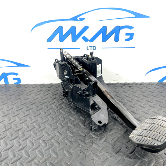 BMW X1 2 SERIES F45 F46 F48 GENUINE BRAKE PEDAL 6856600 6860677