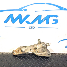 18-ON MERCEDES BENZ SPRINTER W907 OEM VALVE BRACKET A6511400200