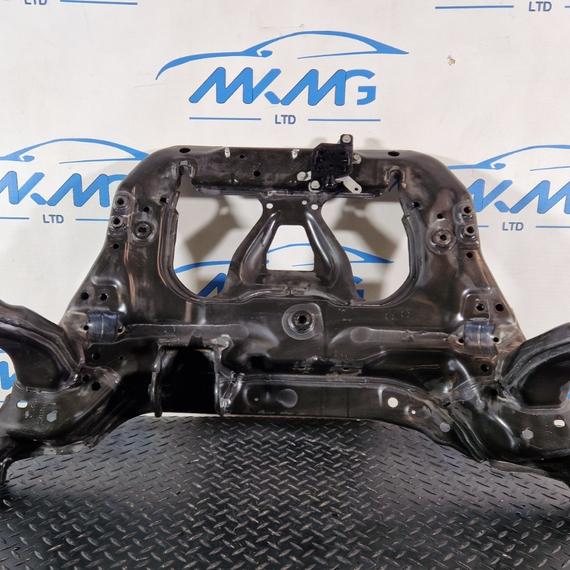 19-ON MERCEDES BENZ B CLASS W247  FRONT SUBFRAME AXLE A1776264200 A1776207101