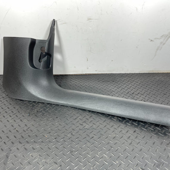 16-19 AUDI A4 B9 SALOON GENUINE FRONT RIGHT DRIVER SIDE FOOTWELL TRIM 8W2867272