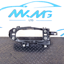 16-24 AUDI A5 F5 GENUINE GEARSTICK MOUNTING PLATE BRACKET 8W0863531