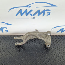 16-19 AUDI A4 B9 GENUINE FRONT LEFT SIDE N/S SUSPENSION STRUT BRACKET 8W0413037