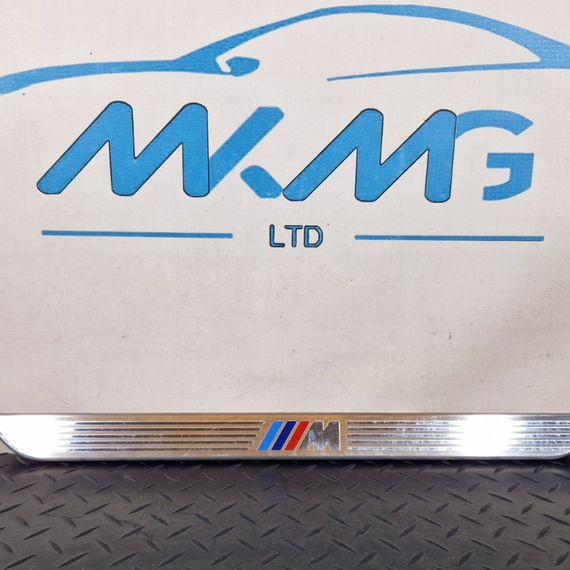 10-13 BMW X5 E70 LCI FRONT ENTRANCE DOOR SILL COVER KICK PLATE TRIM 7205263