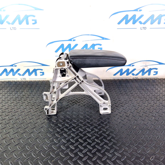 16-19 AUDI A4 B9 S-LINE OEM CENTRE CONSOLE LEATHER ARMREST IN BLACK 8W0864283A