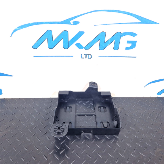 15-18 AUDI A7 4G GENUINE OEM BRACKET MOUNT TRIM 4G8907368