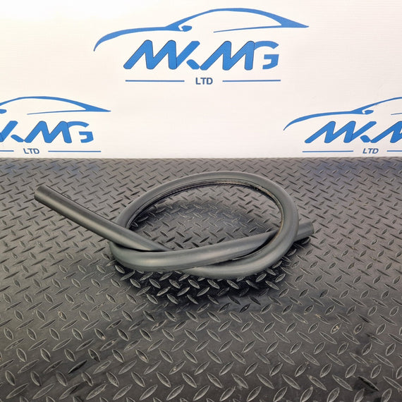 15-18 AUDI A7 4G OEM REAR LOWER DOOR RUBBER SEAL FITS LEFT & RIGHT 4G8833707A